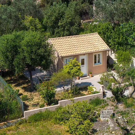 Holiday home Aliki's Minia